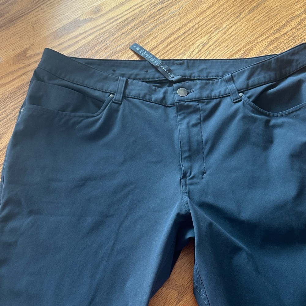 lululemon athletica Men's Dark Gray Slim Straight pants